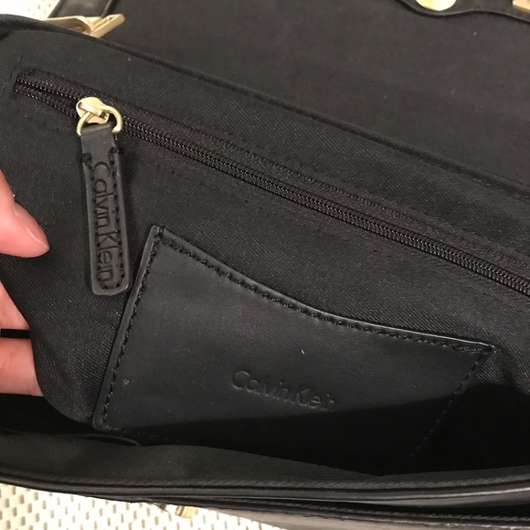 Calvin Klein - Picture 7 of 7